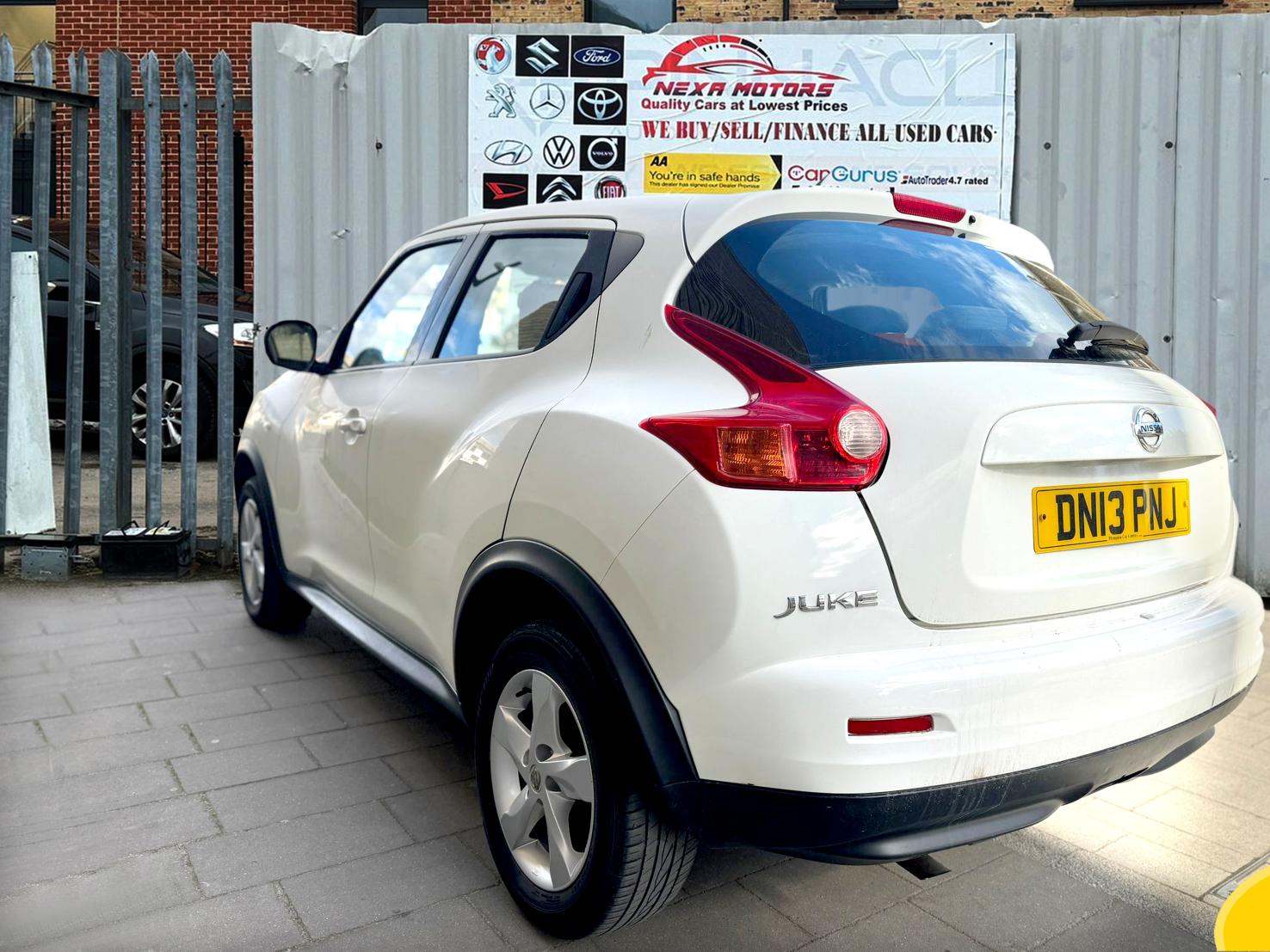 Nissan Juke 1.6 Visia SUV 5dr Petrol Manual Euro 5 (94 ps)