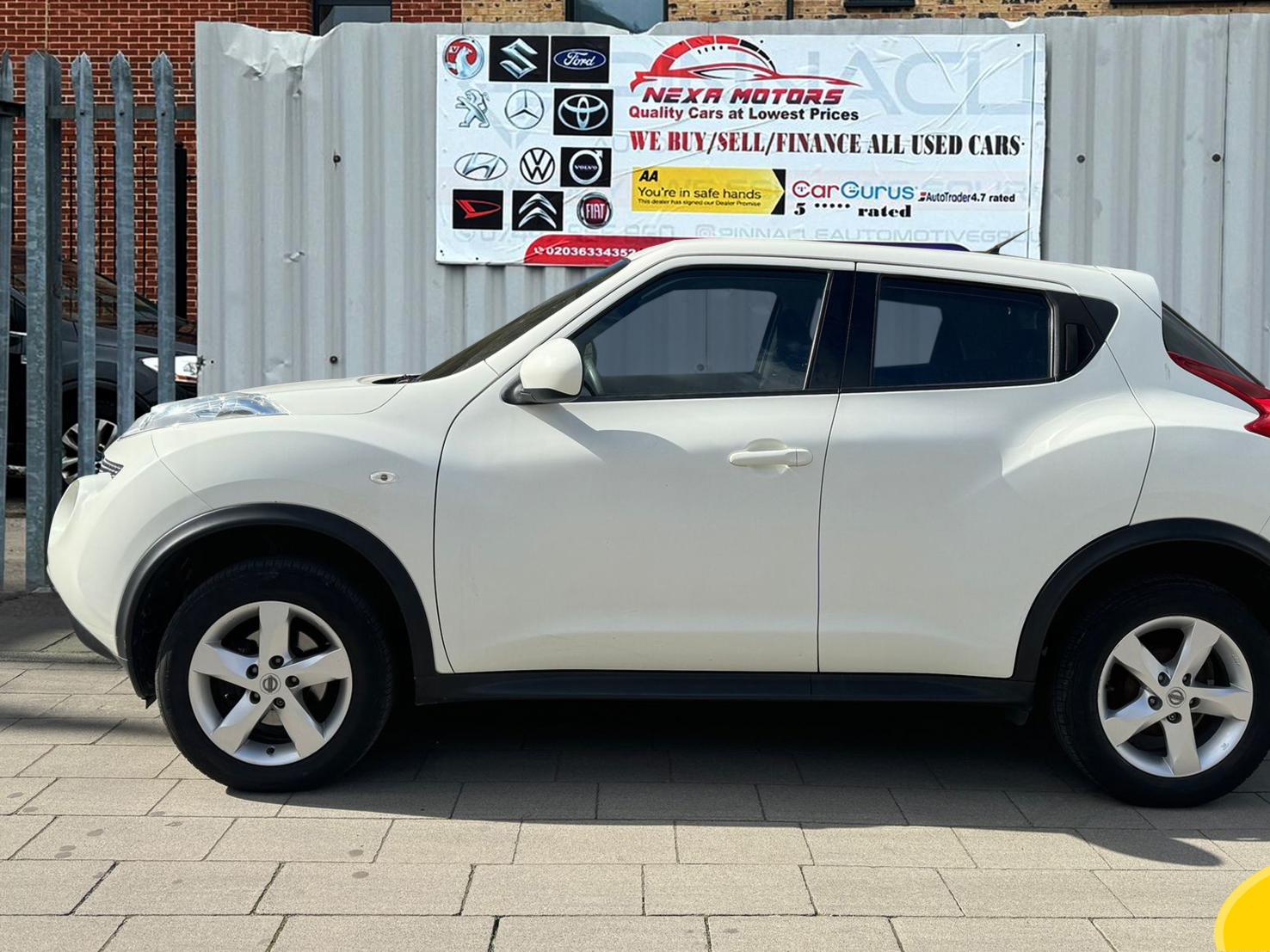 Nissan Juke 1.6 Visia SUV 5dr Petrol Manual Euro 5 (94 ps)