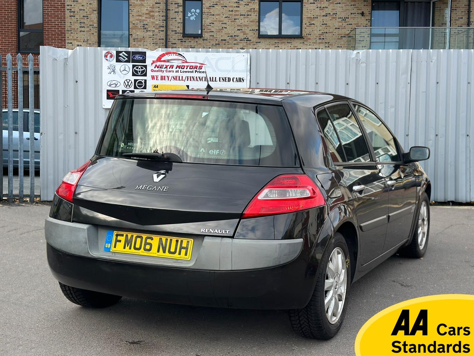 Renault Megane 1.6 VVT Dynamique Hatchback 5dr Petrol Proactive (184 g/km, 111 bhp)