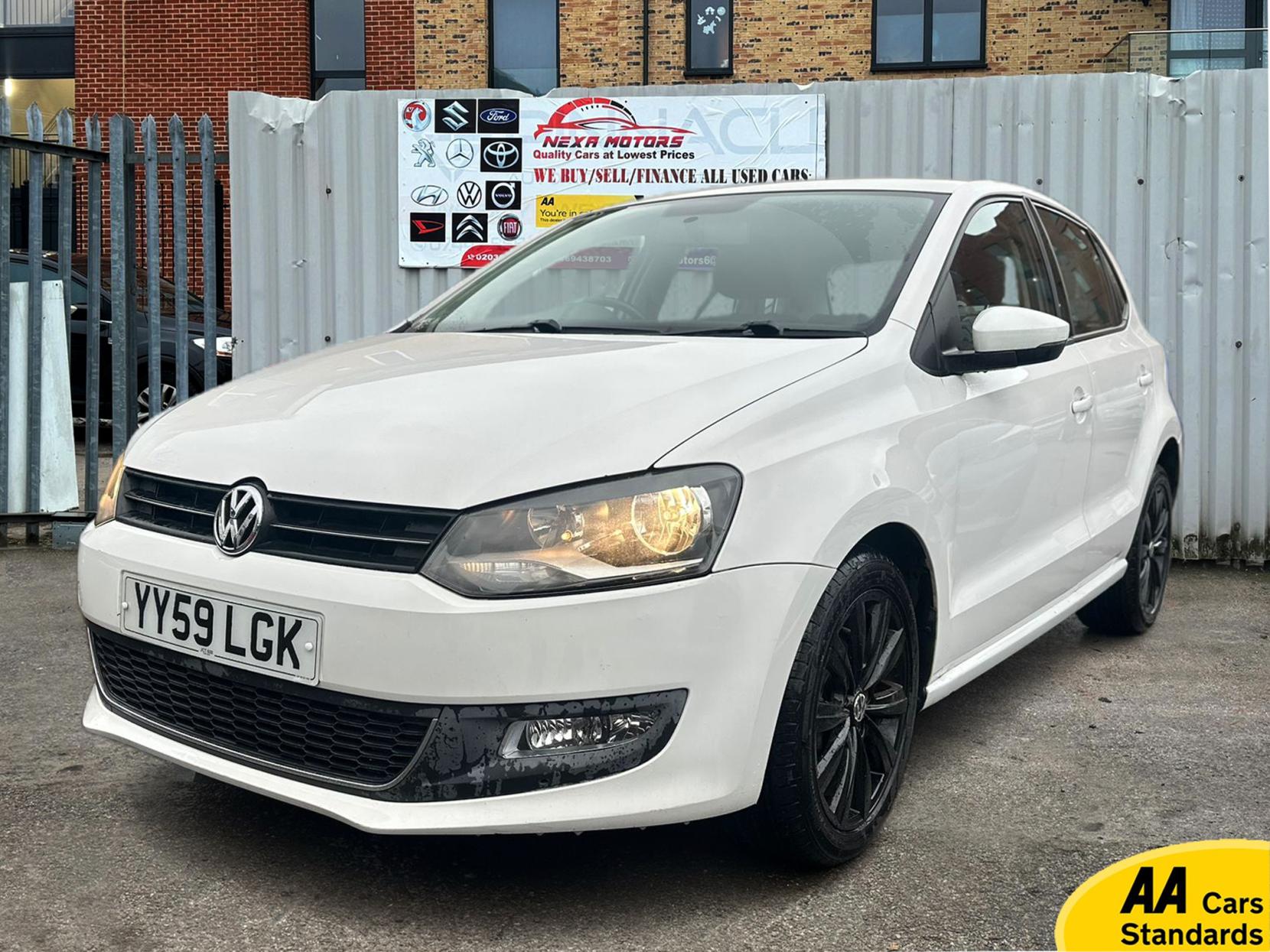 Volkswagen Polo 1.4 SEL Hatchback 5dr Petrol DSG Euro 5 (85 ps)