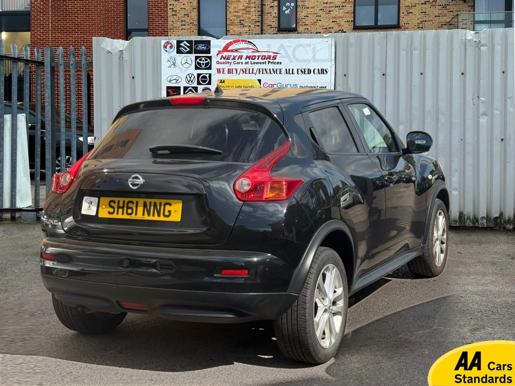 Nissan Juke 1.6 Acenta SUV 5dr Petrol Manual Euro 5 (s/s) (117 ps)