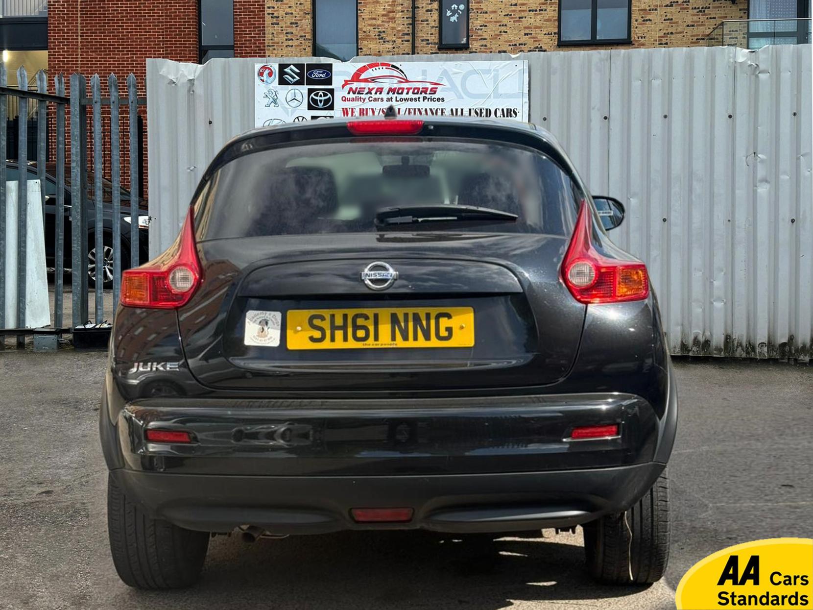 Nissan Juke 1.6 Acenta SUV 5dr Petrol Manual Euro 5 (s/s) (117 ps)
