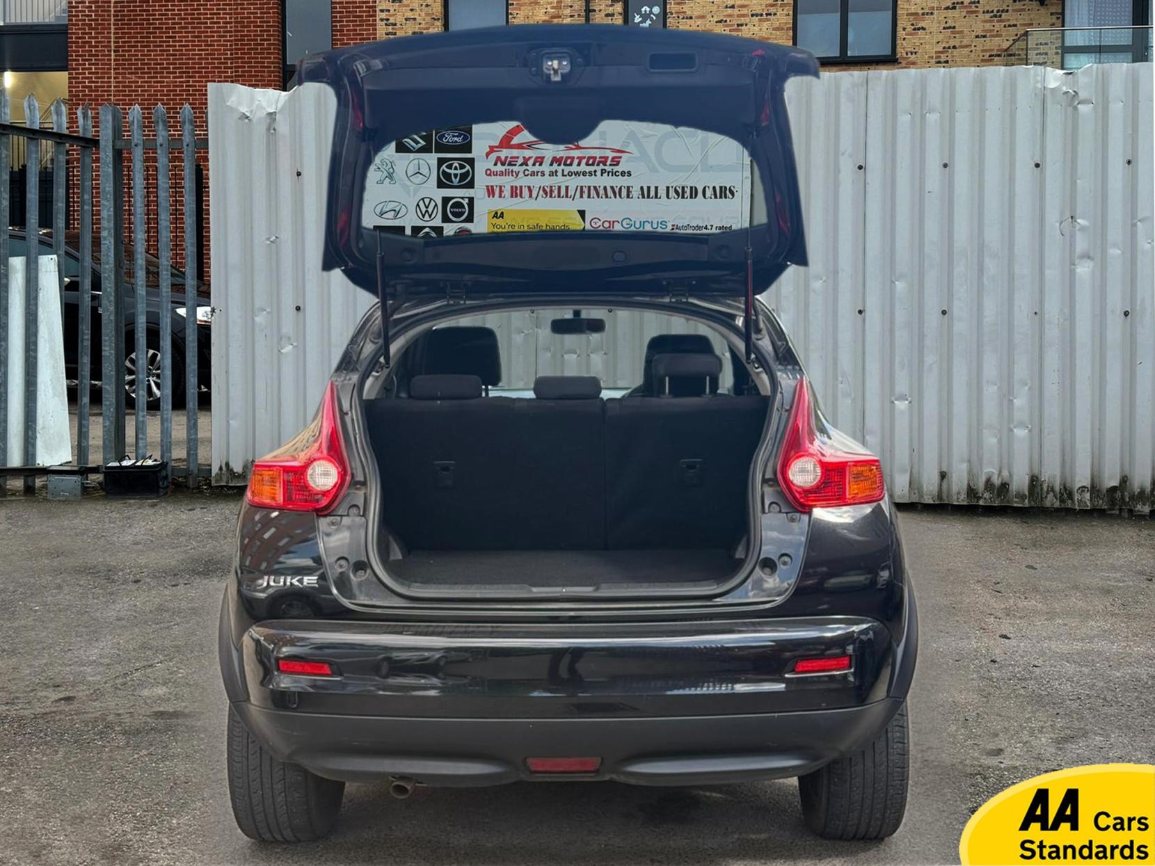 Nissan Juke 1.6 Acenta SUV 5dr Petrol Manual Euro 5 (s/s) (117 ps)