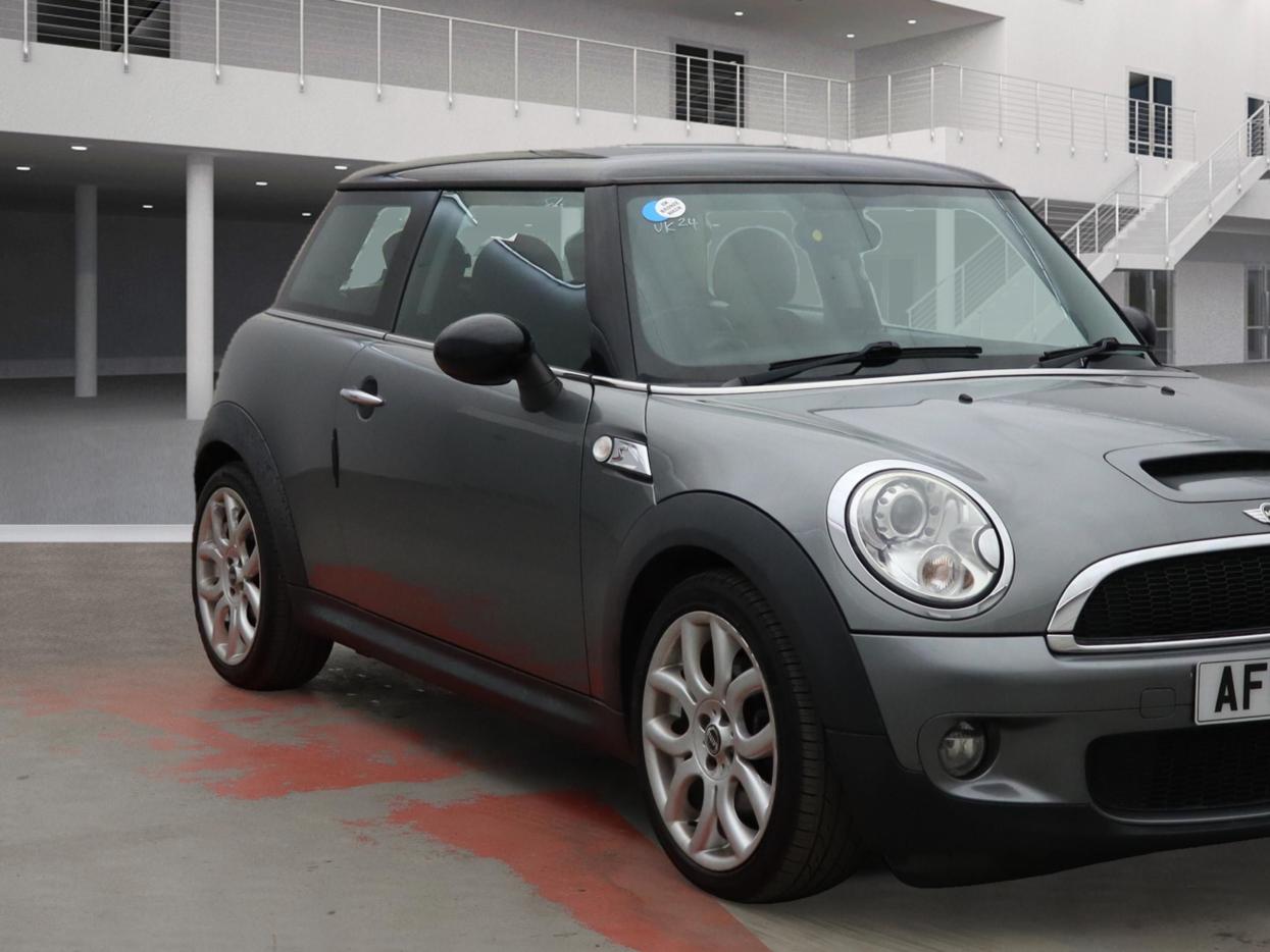MINI Hatch 1.6 Cooper S Hatchback 3dr Petrol Steptronic Euro 4 (175 ps)