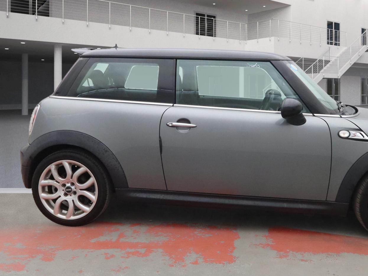 MINI Hatch 1.6 Cooper S Hatchback 3dr Petrol Steptronic Euro 4 (175 ps)