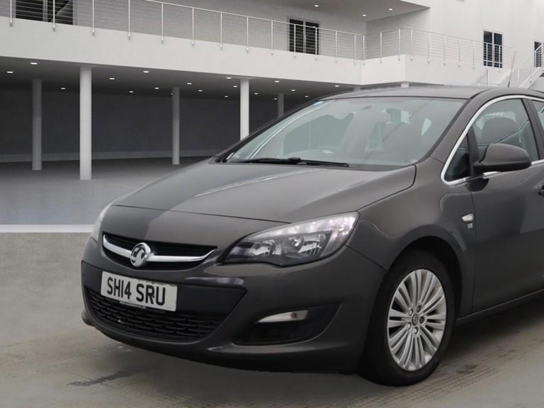 Vauxhall Astra 1.6 16v Excite Hatchback 5dr Petrol Manual Euro 5 (115 ps)