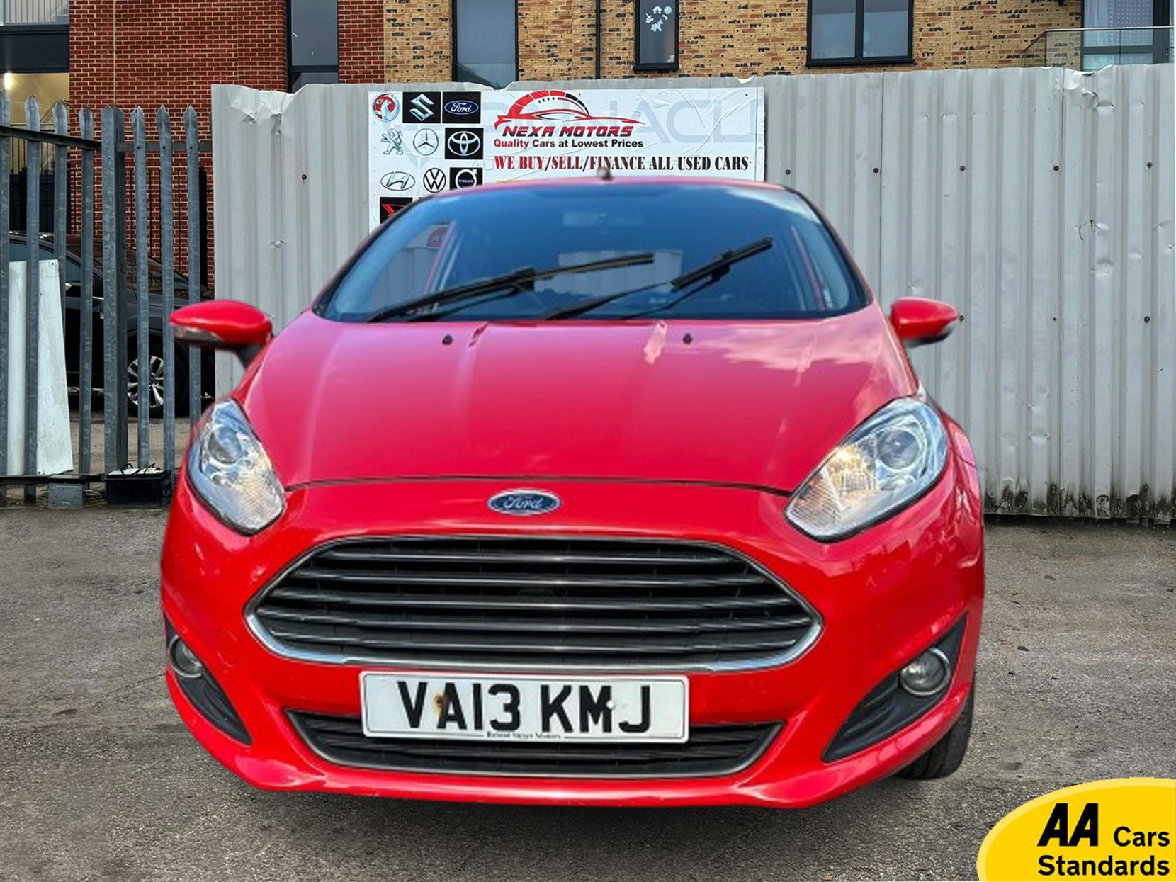 Ford Fiesta 1.0T EcoBoost Zetec Hatchback 5dr Petrol Manual Euro 5 (s/s) (100 ps)