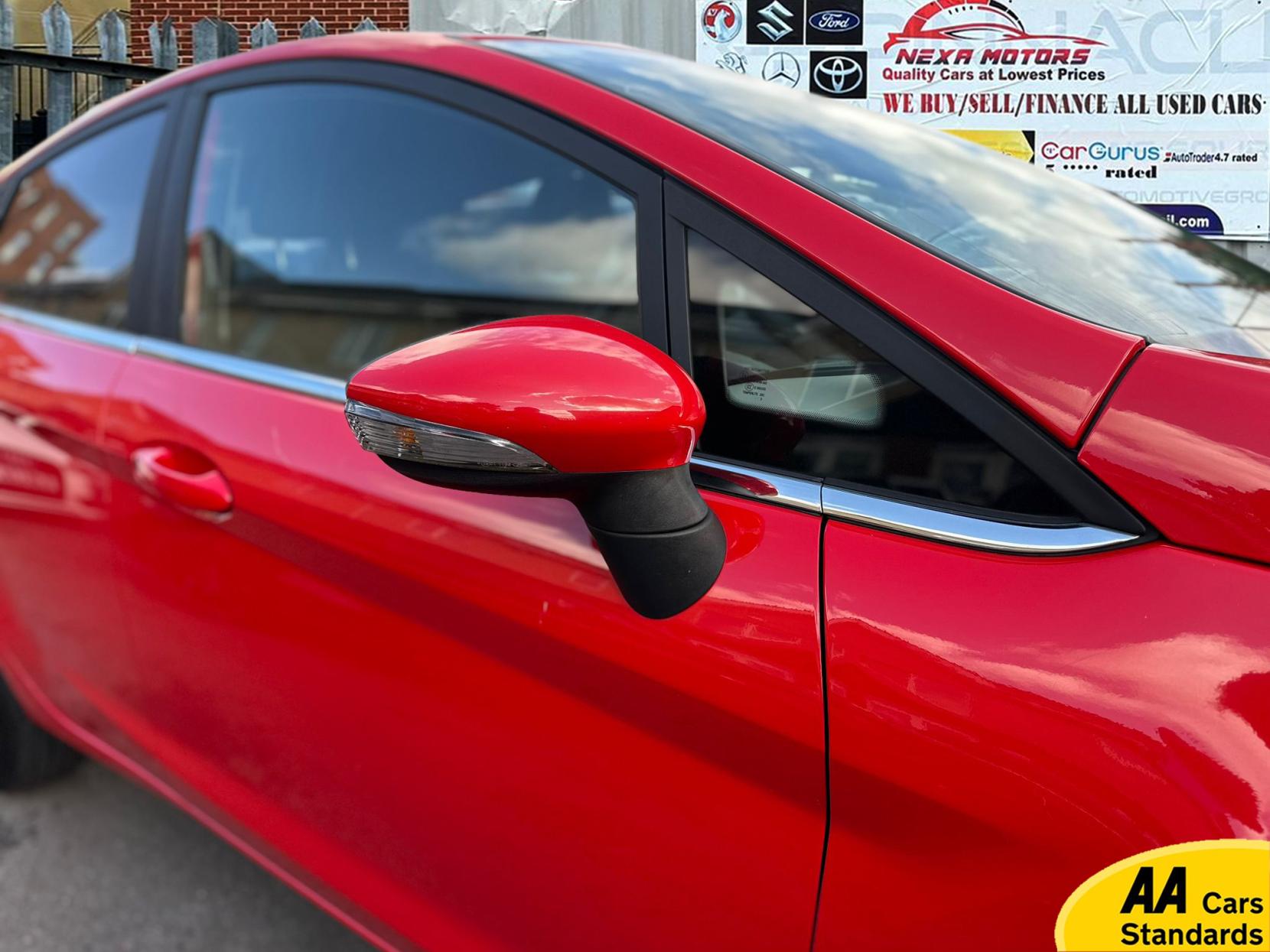 Ford Fiesta 1.0T EcoBoost Zetec Hatchback 5dr Petrol Manual Euro 5 (s/s) (100 ps)