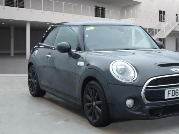 MINI Hatch 2.0 Cooper SD Hatchback 3dr Diesel Auto 6Spd Euro 6 (s/s) (170 ps)