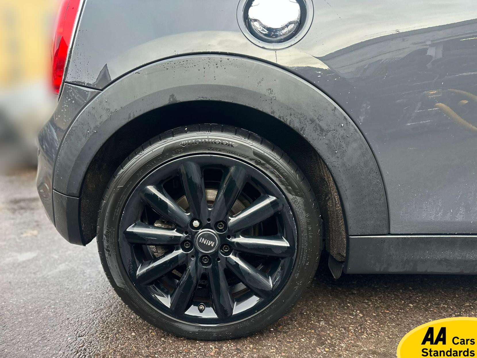 MINI Hatch 2.0 Cooper SD Hatchback 3dr Diesel Auto 6Spd Euro 6 (s/s) (170 ps)