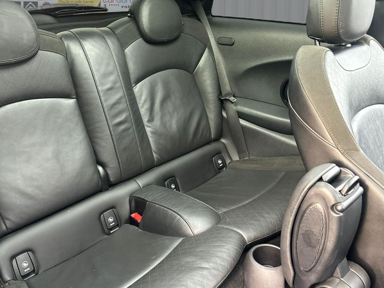 MINI Hatch 2.0 Cooper SD Hatchback 3dr Diesel Auto 6Spd Euro 6 (s/s) (170 ps)