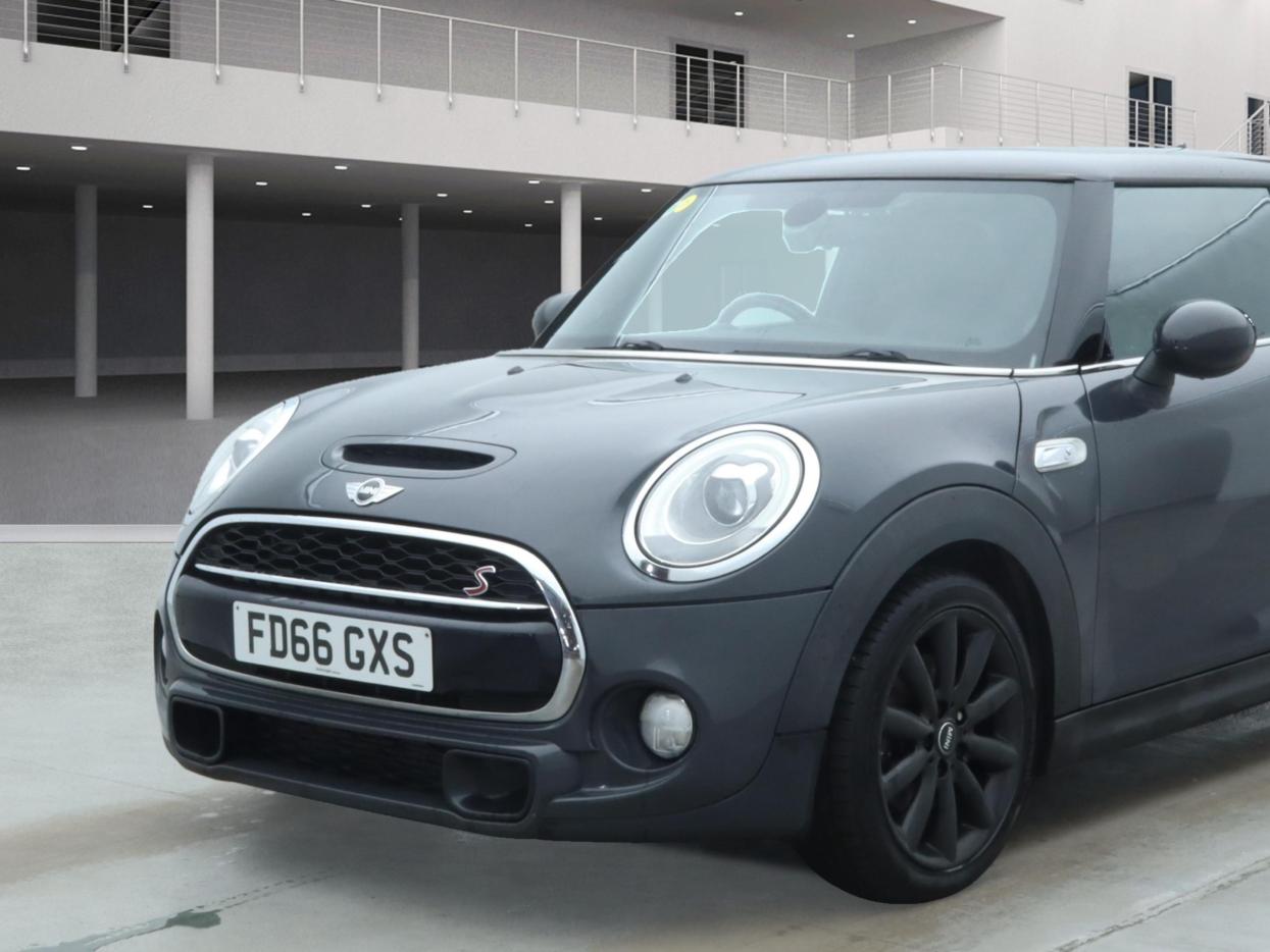 MINI Hatch 2.0 Cooper SD Hatchback 3dr Diesel Auto 6Spd Euro 6 (s/s) (170 ps)
