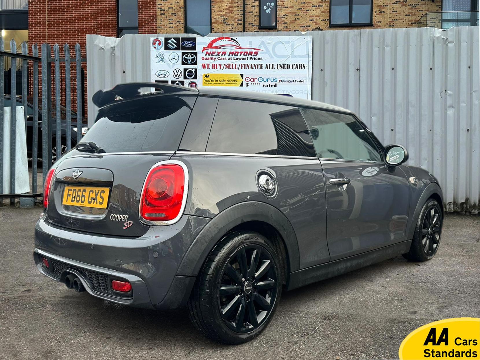 MINI Hatch 2.0 Cooper SD Hatchback 3dr Diesel Auto 6Spd Euro 6 (s/s) (170 ps)
