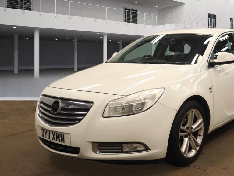 Vauxhall Insignia 1.8 16V SRi Hatchback 5dr Petrol Manual Euro 5 (140 ps)