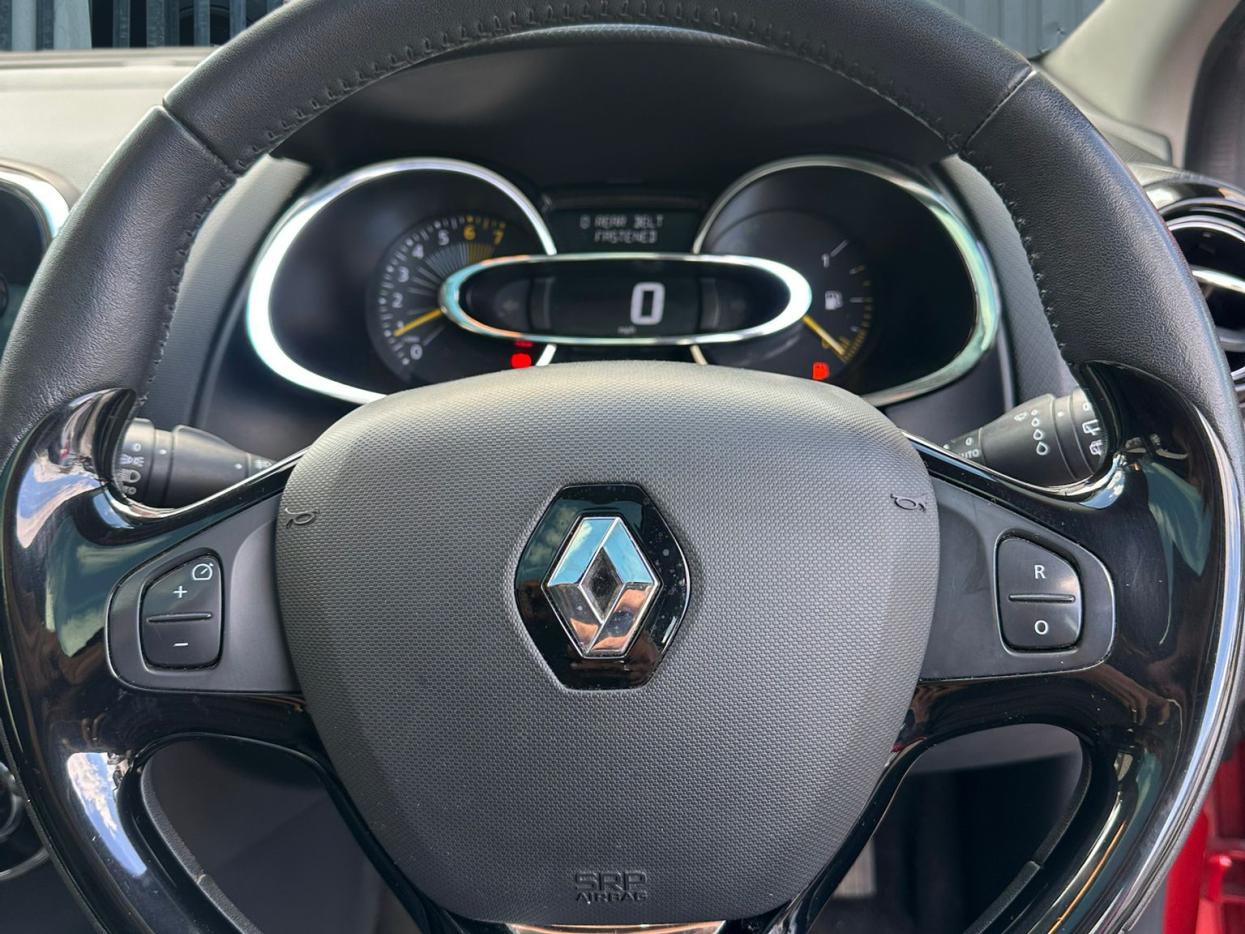Renault Clio 0.9 TCe Dynamique S MediaNav Hatchback 5dr Petrol Manual Euro 5 (s/s) (90 ps)