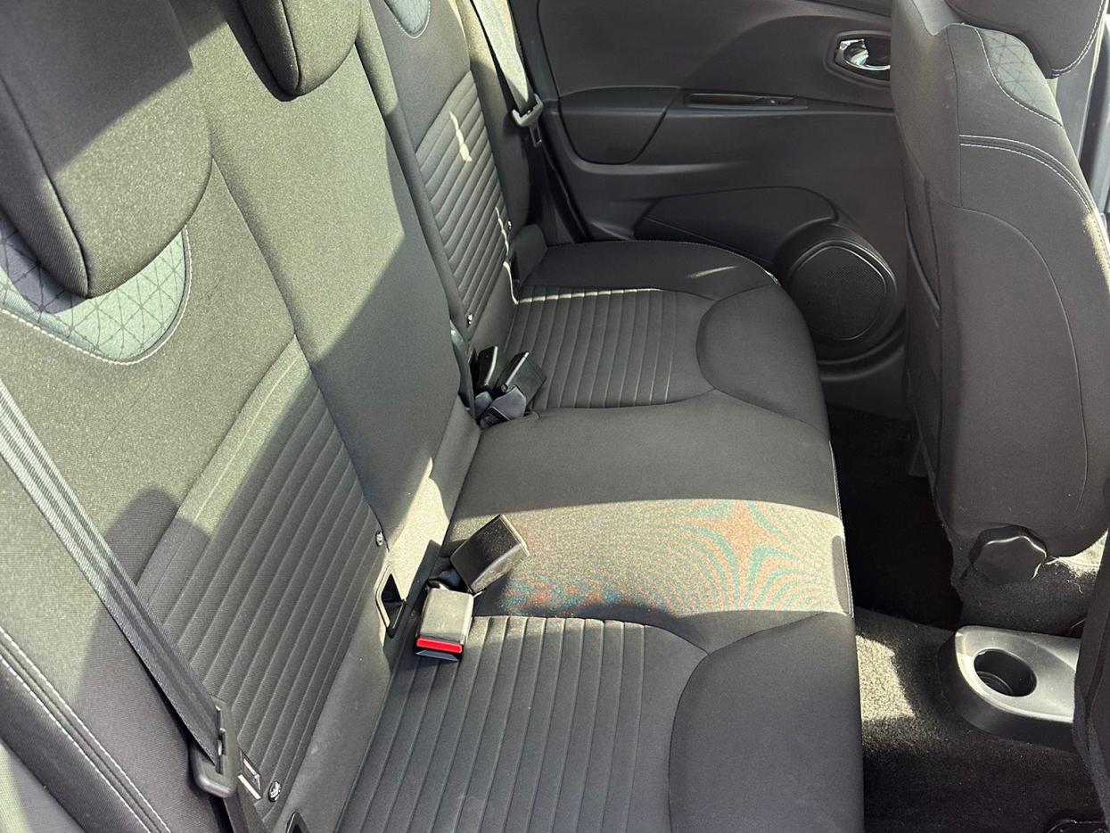 Renault Clio 0.9 TCe Dynamique S MediaNav Hatchback 5dr Petrol Manual Euro 5 (s/s) (90 ps)