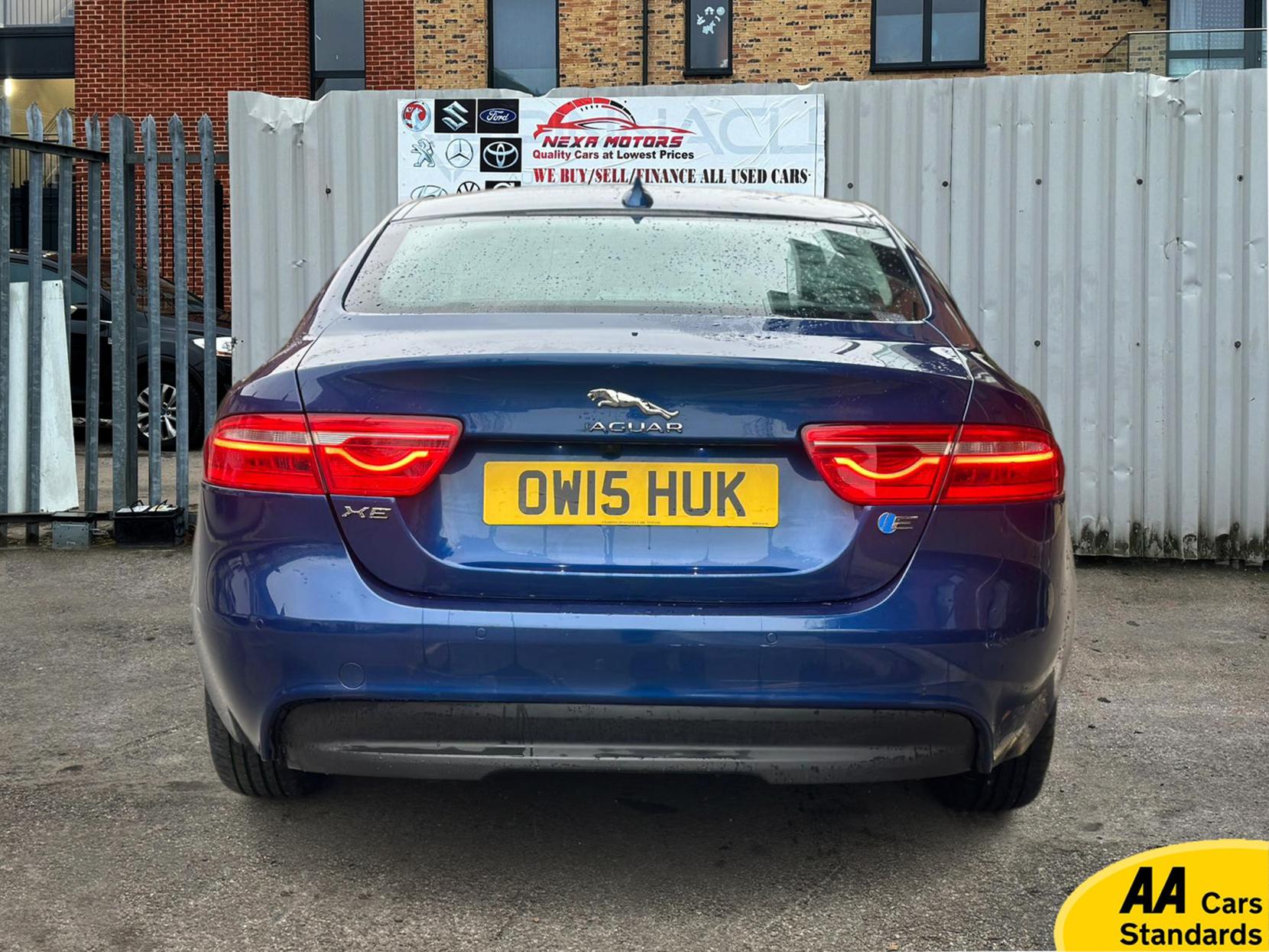 Jaguar XE 2.0d Portfolio Saloon 4dr Diesel Auto Euro 6 (s/s) (163 ps)