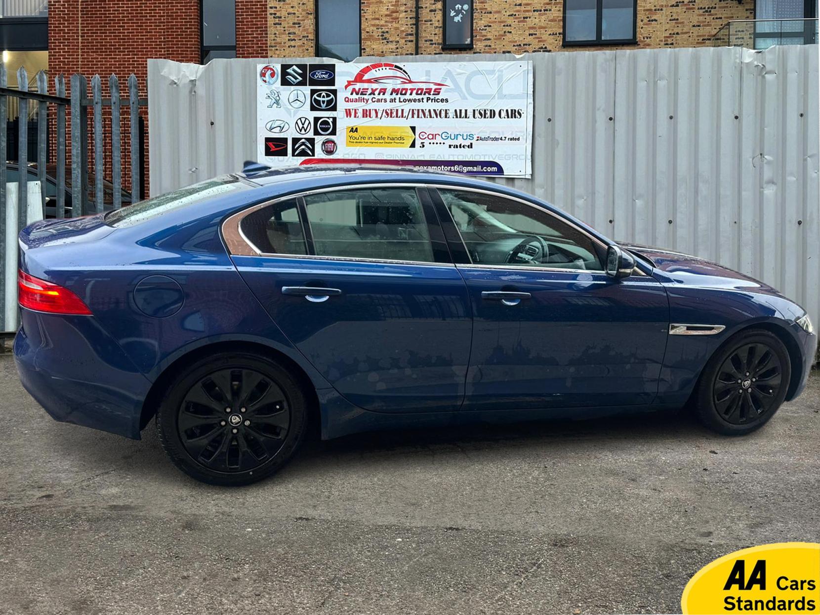 Jaguar XE 2.0d Portfolio Saloon 4dr Diesel Auto Euro 6 (s/s) (163 ps)