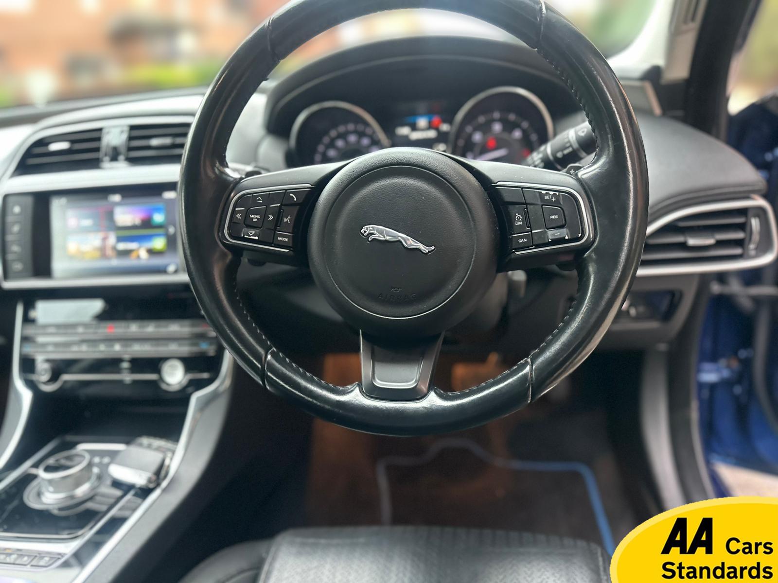 Jaguar XE 2.0d Portfolio Saloon 4dr Diesel Auto Euro 6 (s/s) (163 ps)