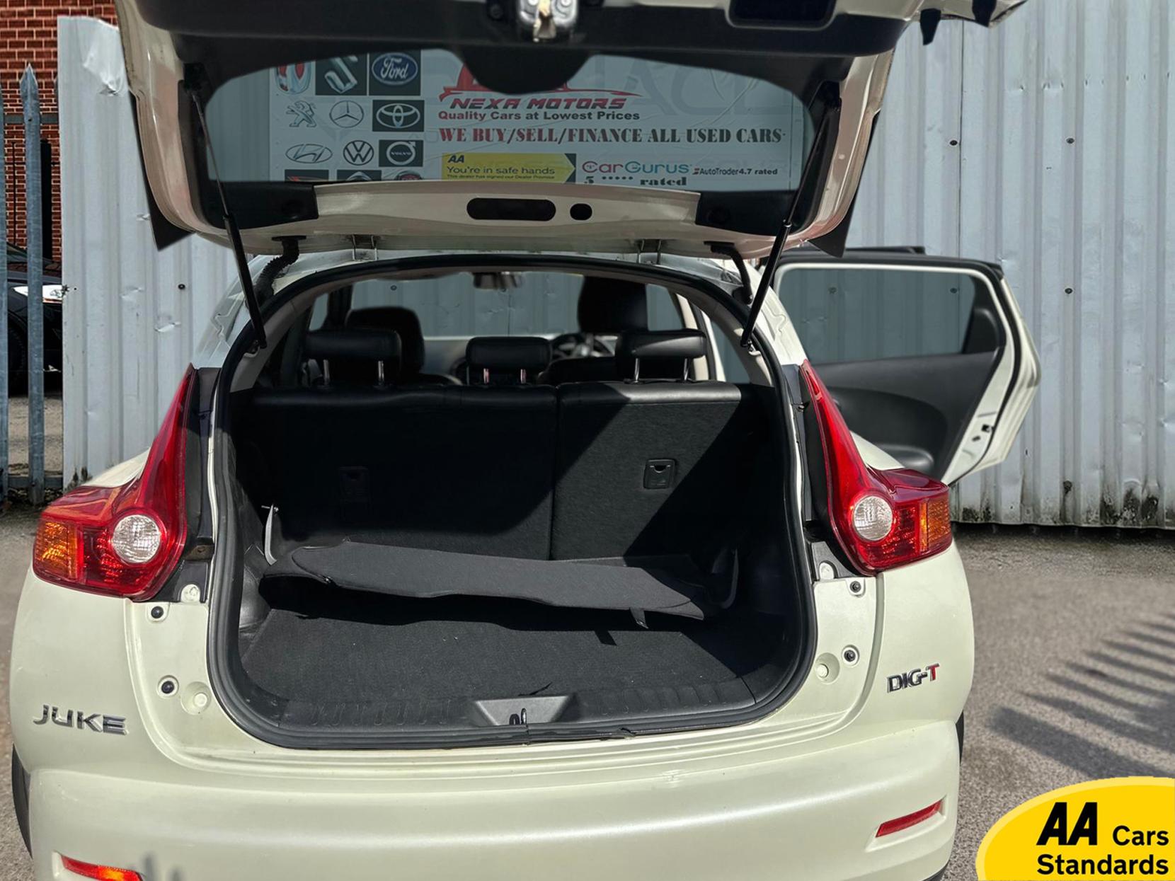 Nissan Juke 1.6 DIG-T Tekna SUV 5dr Petrol CVT 4WD Euro 5 (190 ps)