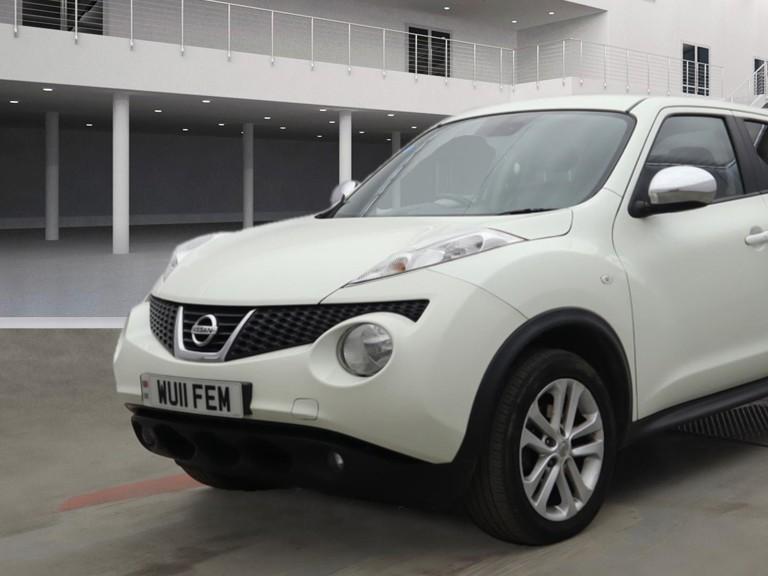 Nissan Juke 1.6 DIG-T Tekna SUV 5dr Petrol CVT 4WD Euro 5 (190 ps)