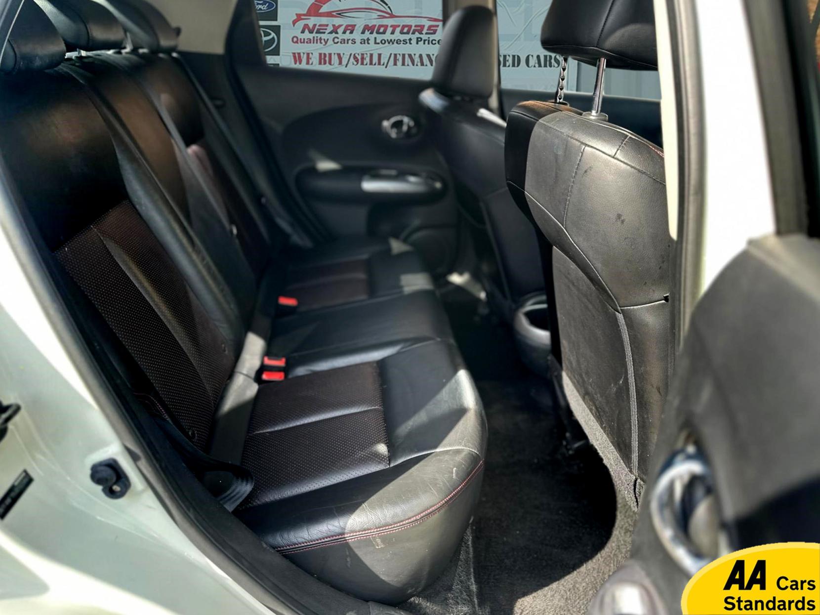 Nissan Juke 1.6 DIG-T Tekna SUV 5dr Petrol CVT 4WD Euro 5 (190 ps)