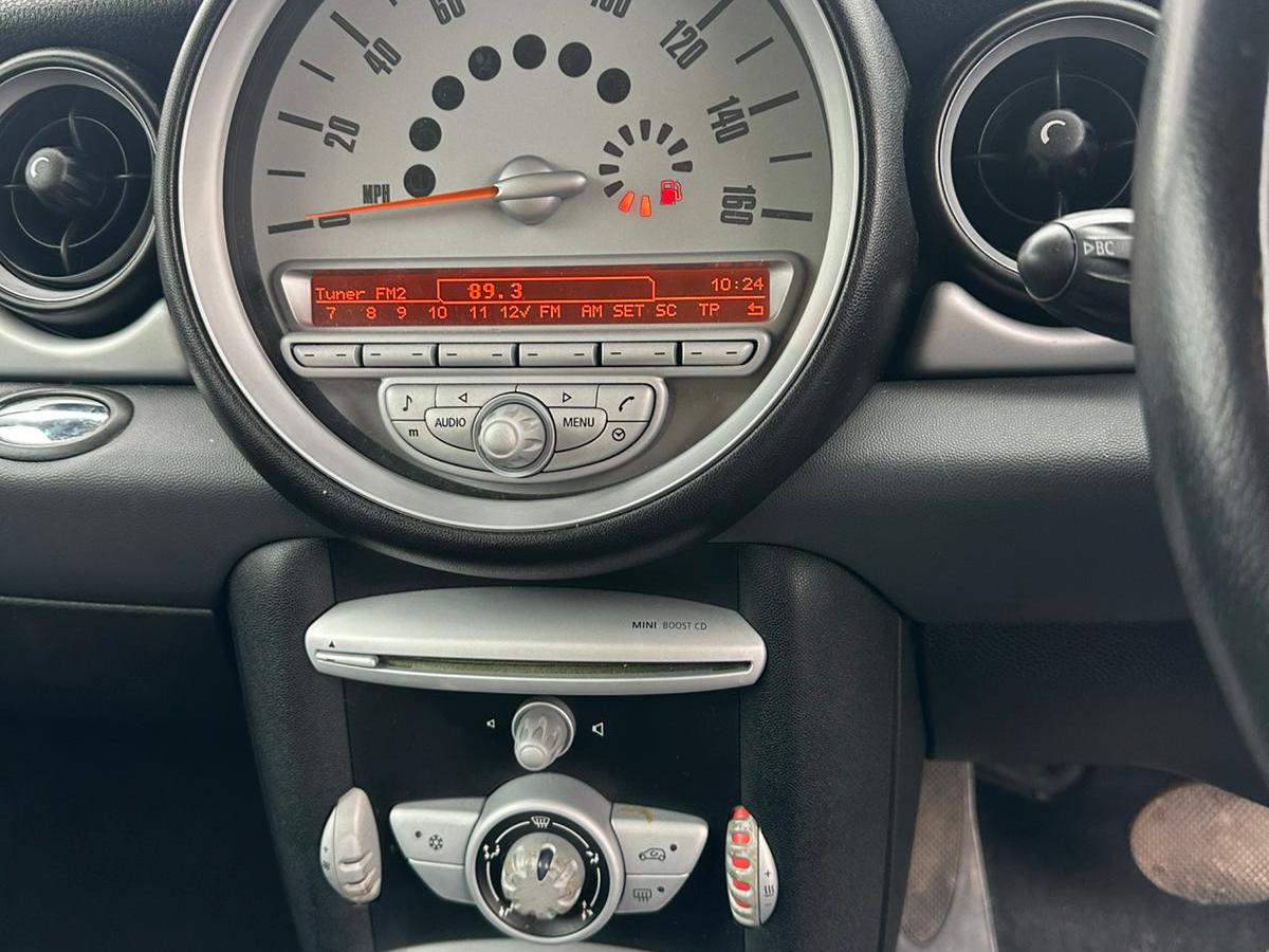 MINI Hatch 1.6 Cooper Hatchback 3dr Petrol Steptronic Euro 4 (120 ps)