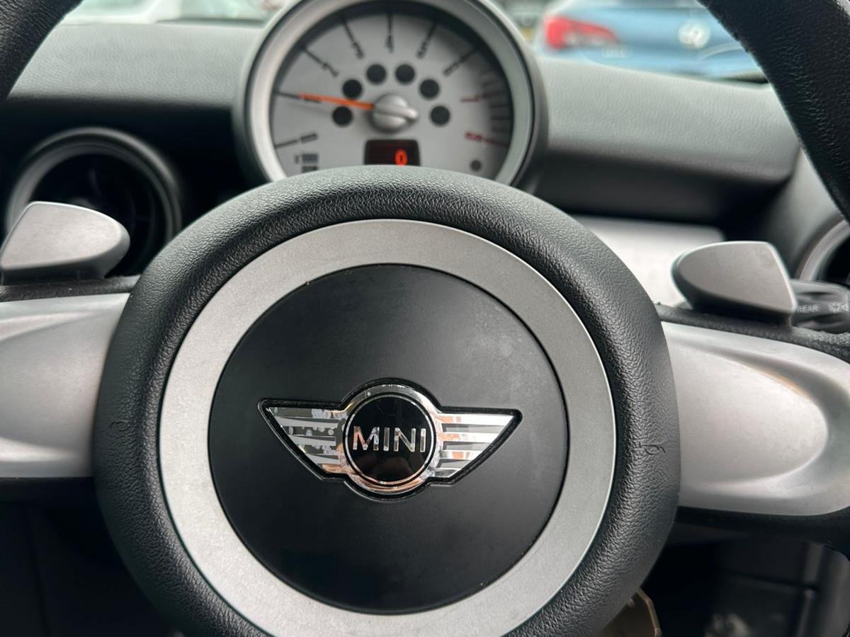 MINI Hatch 1.6 Cooper Hatchback 3dr Petrol Steptronic Euro 4 (120 ps)