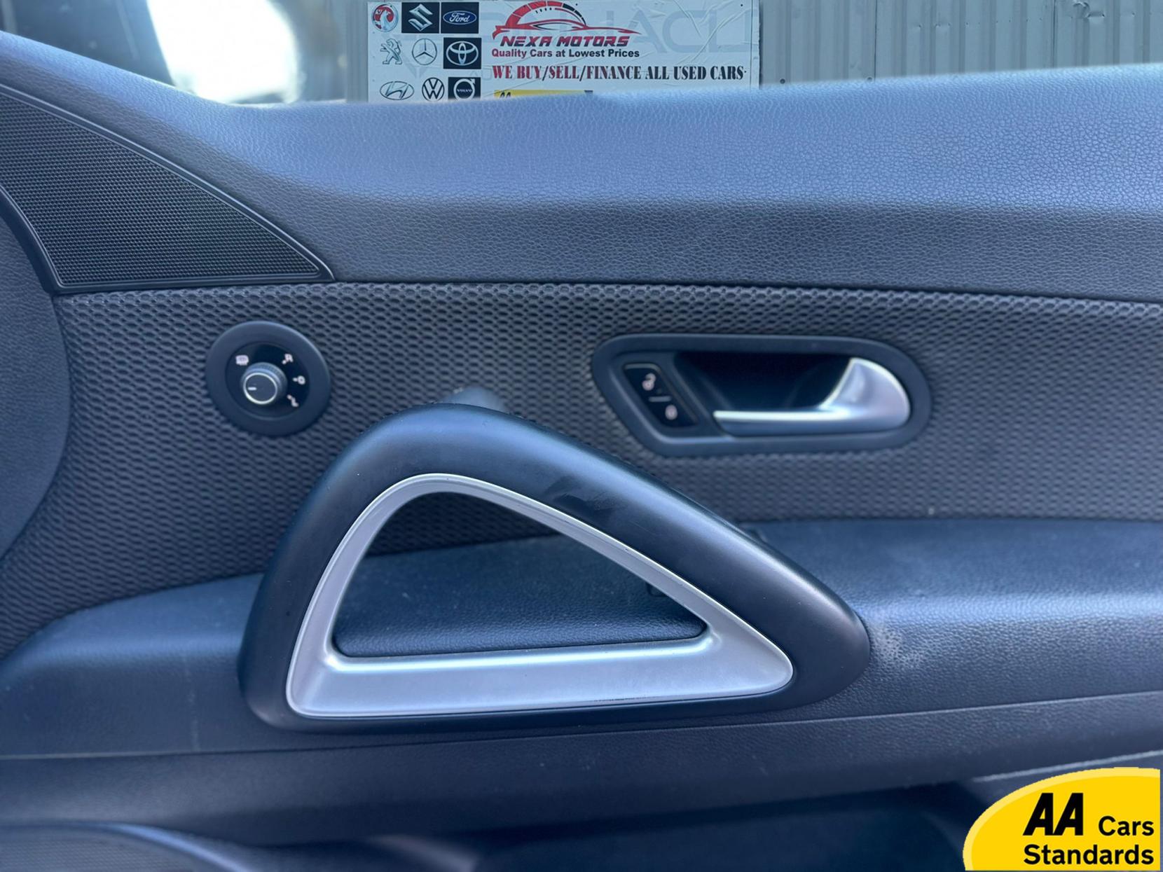 Volkswagen Scirocco 2.0 TDI BlueMotion Tech GT Hatchback 3dr Diesel DSG Euro 6 (s/s) (184 ps)