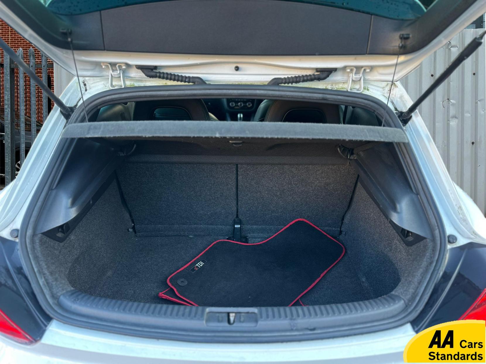 Volkswagen Scirocco 2.0 TDI BlueMotion Tech GT Hatchback 3dr Diesel DSG Euro 6 (s/s) (184 ps)