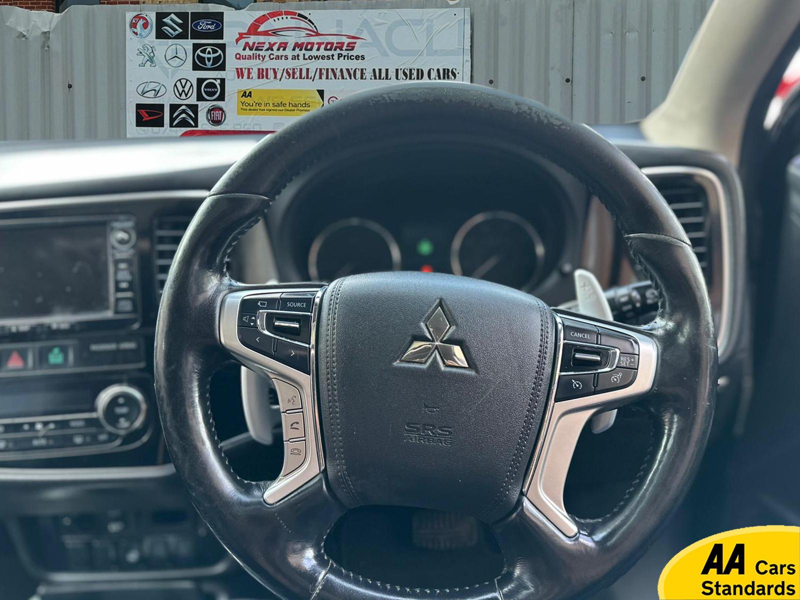 Mitsubishi Outlander 2.0h 12kWh GX4h SUV 5dr Petrol Plug-in Hybrid CVT 4WD Euro 6 (s/s) (200 ps)