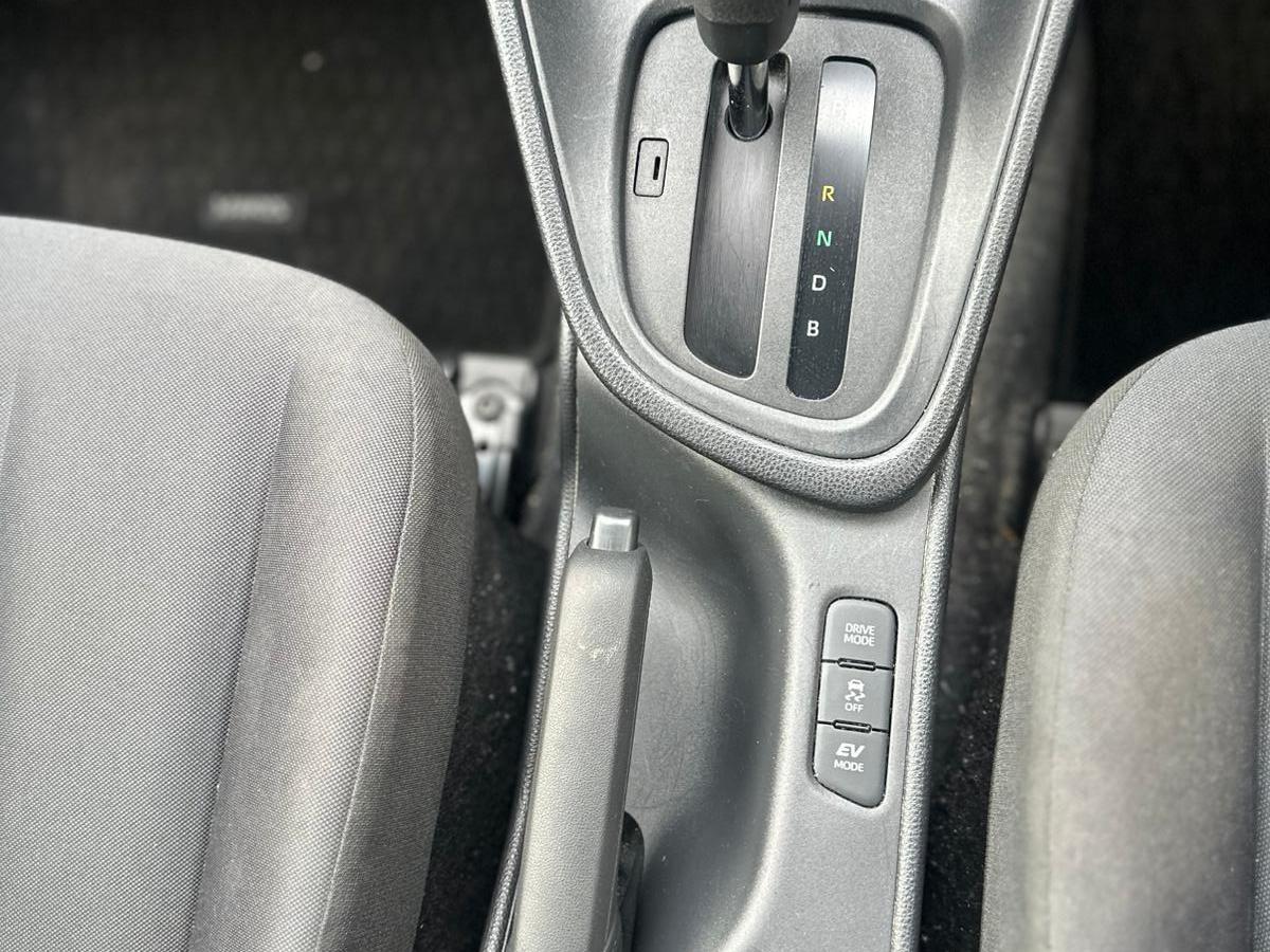 Toyota Yaris 1.5 VVT-h Dynamic Hatchback 5dr Petrol Hybrid E-CVT Euro 6 (s/s) (116 ps)