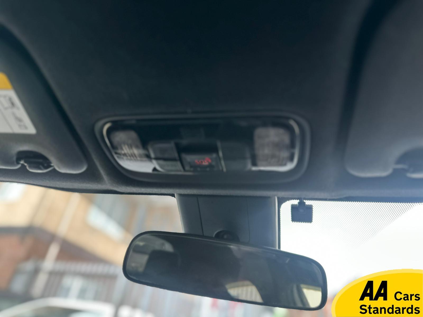 Toyota Yaris 1.5 VVT-h Dynamic Hatchback 5dr Petrol Hybrid E-CVT Euro 6 (s/s) (116 ps)