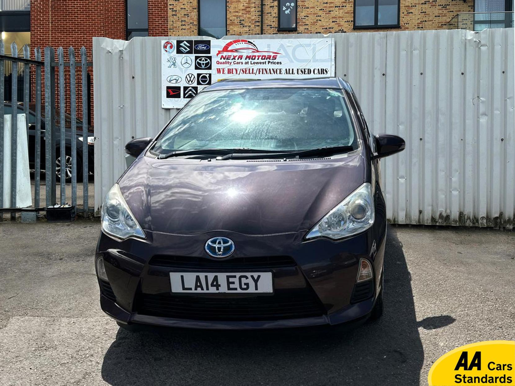 Toyota Yaris 1.5 VVT-h Active Hatchback 5dr Petrol Hybrid CVT Euro 5 (101 ps)