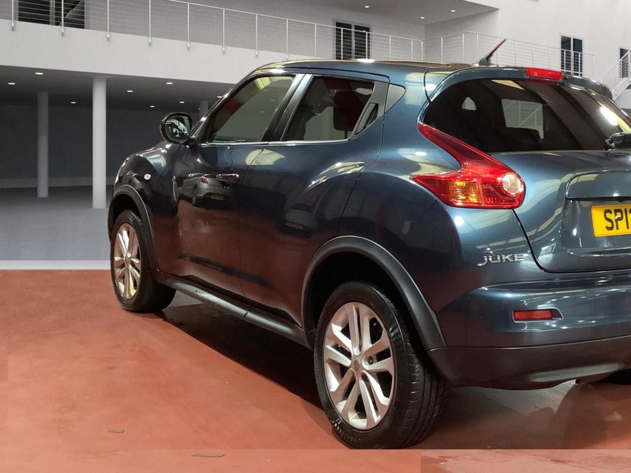 Nissan Juke 1.6 Acenta Premium SUV 5dr Petrol Manual Euro 5 (s/s) (117 ps)