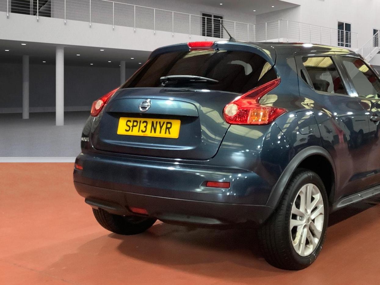 Nissan Juke 1.6 Acenta Premium SUV 5dr Petrol Manual Euro 5 (s/s) (117 ps)