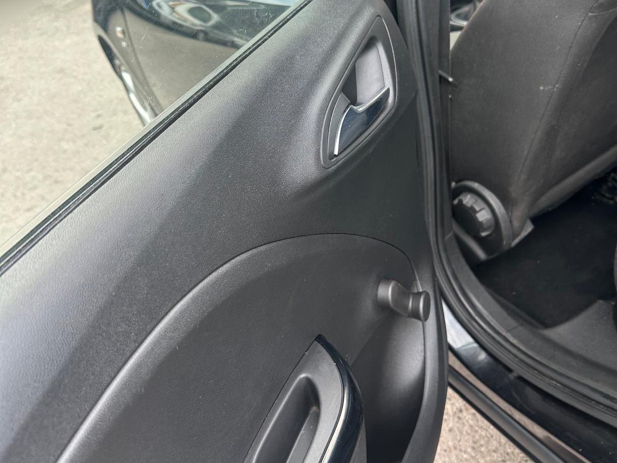 Vauxhall Corsa 1.4i ecoFLEX SRi Hatchback 5dr Petrol Manual Euro 6 (90 ps)