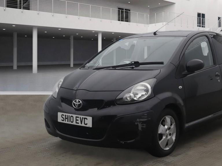 Toyota AYGO 1.0 VVT-i Black Hatchback 5dr Petrol MultiMode Euro 4 (AC) (67 bhp)