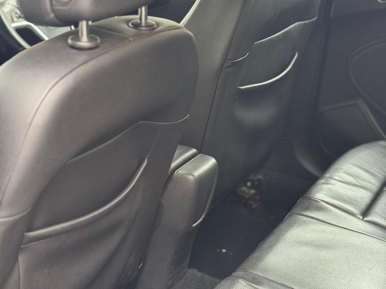 Vauxhall Astra 1.6 16v Elite Hatchback 5dr Petrol Auto Euro 5 (115 ps)