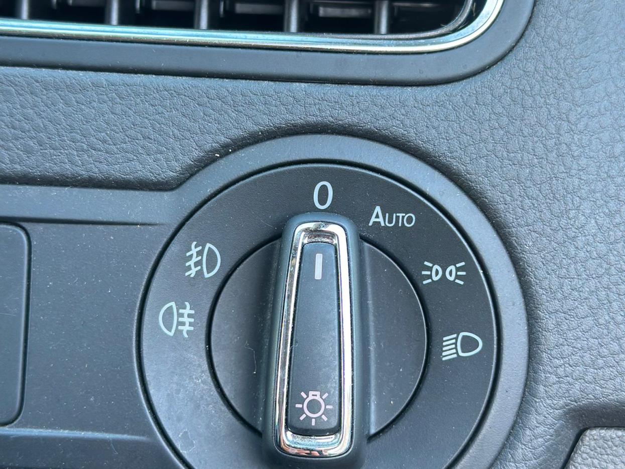 Volkswagen Polo 1.2 TSI BlueMotion Tech Match Edition Hatchback 3dr Petrol DSG Euro 6 (s/s) (90 ps)