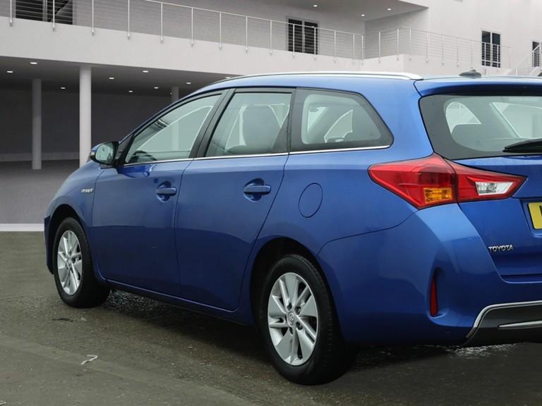 Toyota Auris 1.8 VVT-h Icon Touring Sports 5dr Petrol Hybrid CVT Euro 5 (s/s) (136 ps)