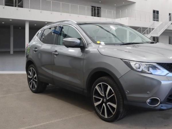 Nissan Qashqai 1.2 DIG-T Tekna SUV 5dr Petrol XTRON 2WD Euro 6 (s/s) (115 ps)