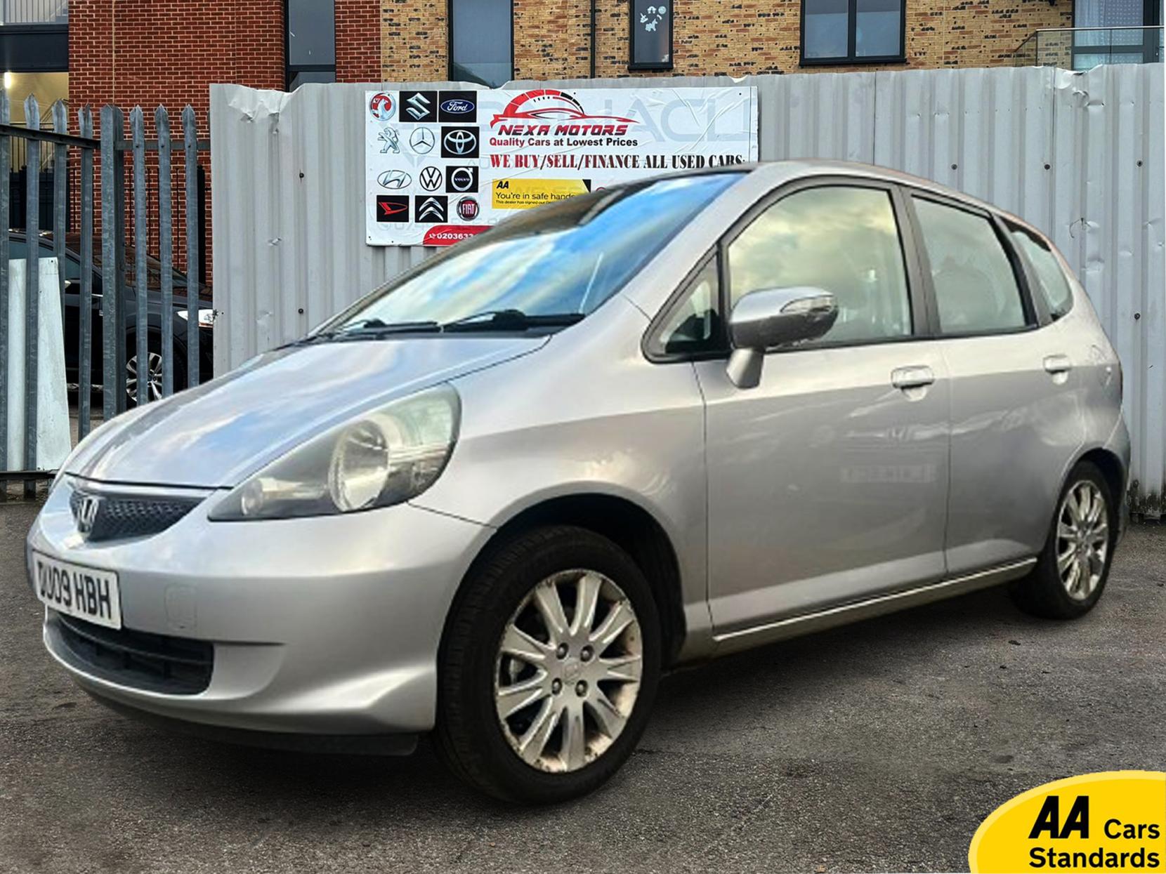Honda Jazz 1.4 i-DSI SE Hatchback 5dr Petrol CVT-7 (139 g/km, 82 bhp)