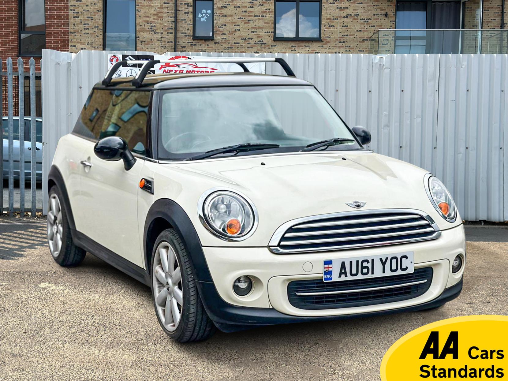 MINI Hatch 1.6 Cooper Hatchback 3dr Petrol Manual Euro 5 (s/s) (122 ps)