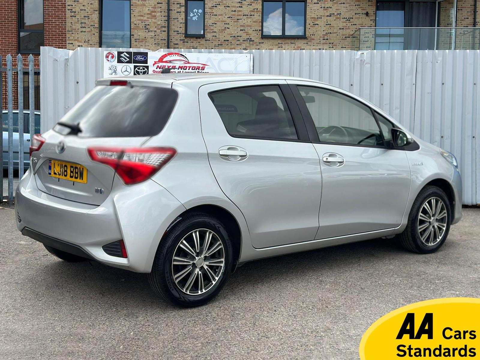 Toyota Yaris 1.5 VVT-h Icon Hatchback 5dr Petrol Hybrid E-CVT Euro 6 (s/s) (100 ps)