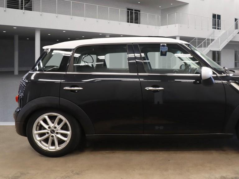 MINI Countryman 2.0 Cooper SD SUV 5dr Diesel Manual Euro 5 (s/s) (143 ps)