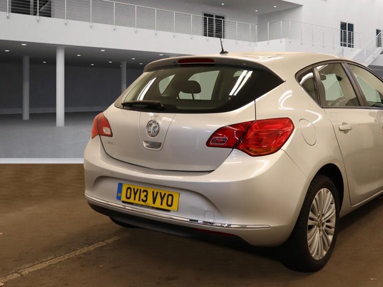 Vauxhall Astra 1.4 16v Energy Hatchback 5dr Petrol Manual Euro 5 (100 ps)