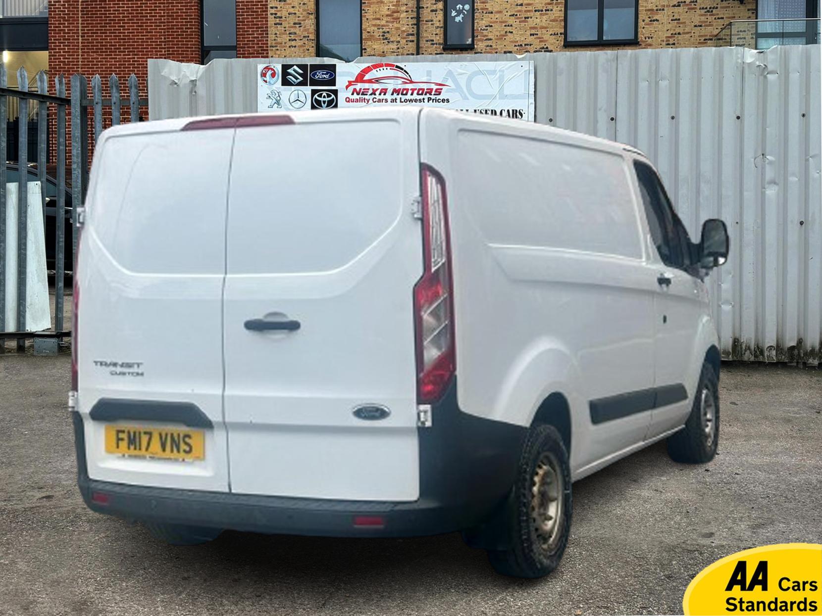 Ford Transit Custom 2.0 TDCi 290 Panel Van 5dr Diesel Manual L1 H1 (157 g/km, 104 bhp)