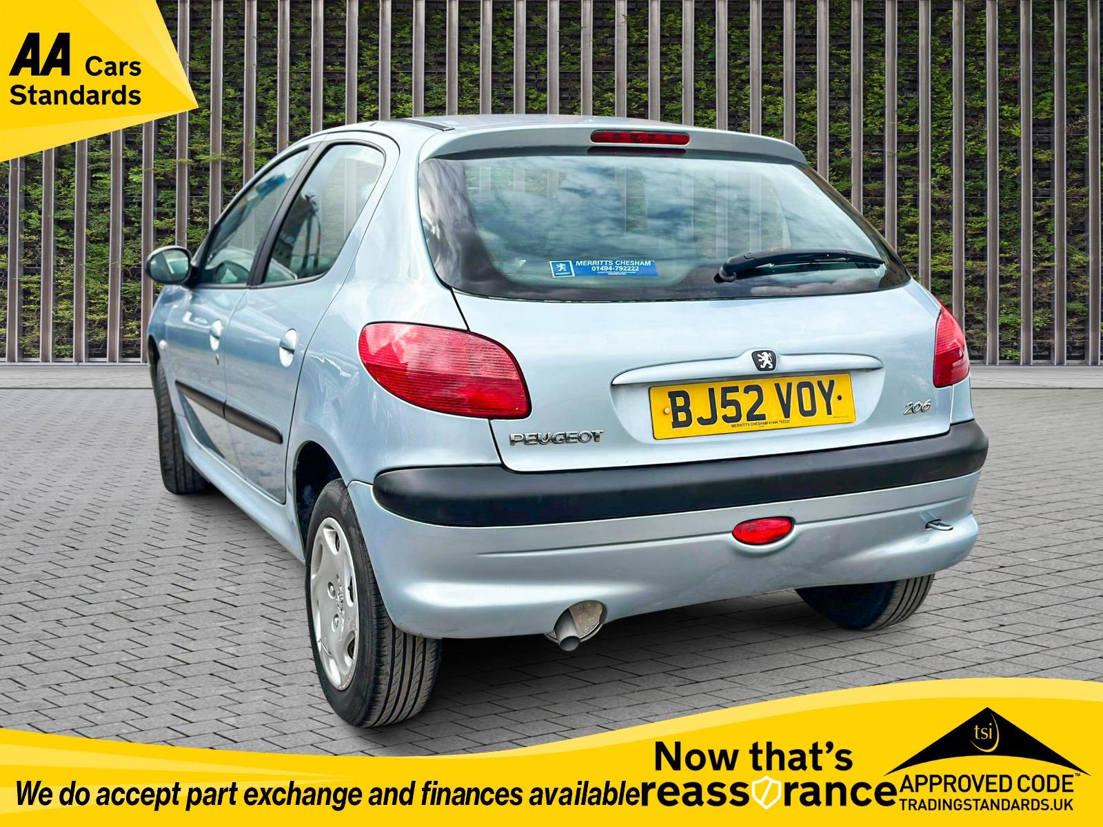 Peugeot 206 1.4 Look Hatchback 5dr Petrol Manual (a/c) (149 g/km, 75 bhp)