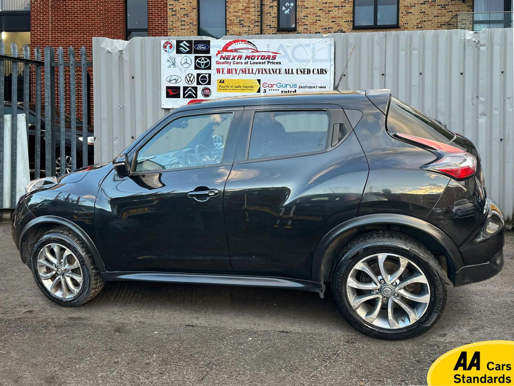 Nissan Juke 1.2 DIG-T Tekna SUV 5dr Petrol Manual Euro 6 (s/s) (115 ps)
